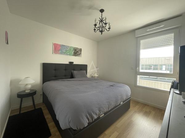 VIAGER Sans RENTE- DUH - Appartement T4 de surface 97 M2 avec 3 chambres et grande terrasse denrier étage immeuble  2023 -  à Chantepie 4 km de  Rennes