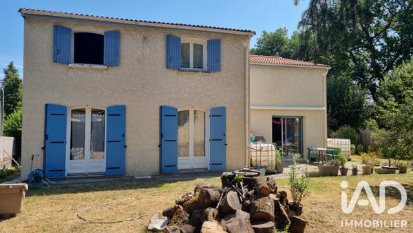 Maison à vendre 8 pièces 187 m² Jonzac