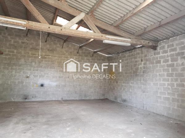 Batiment libre projet, avec grand terrain