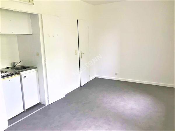 STUDIO RENOVE  / SECTEUR AV CLEMENCEAU