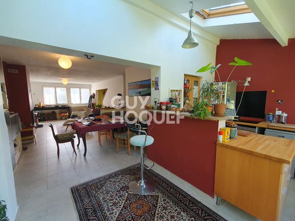 À vendre, agréable maison 110 m², 5 pièces à OULLINS (69600).