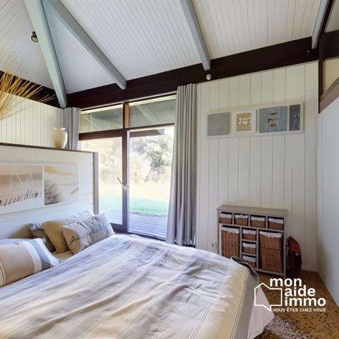 Maison de 136m² + grand garage avec bureau sur 2300m² de terrain