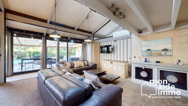 Maison de 136m² + grand garage avec bureau sur 2300m² de terrain