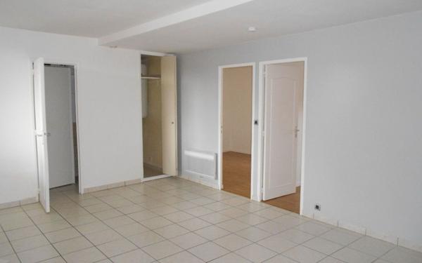 Appartement à louer    2 pièces •  Charly-sur-Marne