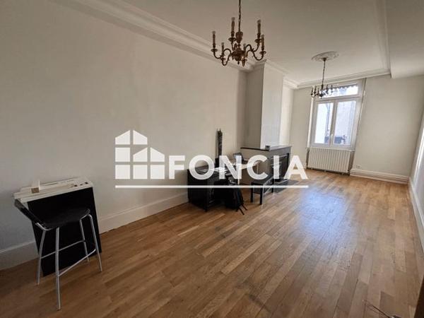Location Appartement 3 pièces 100.63 m² - 10 COURS GAMBETTA Lyon 69007