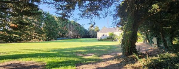 Annonce Immobilière : Grande demeure du XVIIIe siècle à Proximité de la Baie de Saint-Brieuc