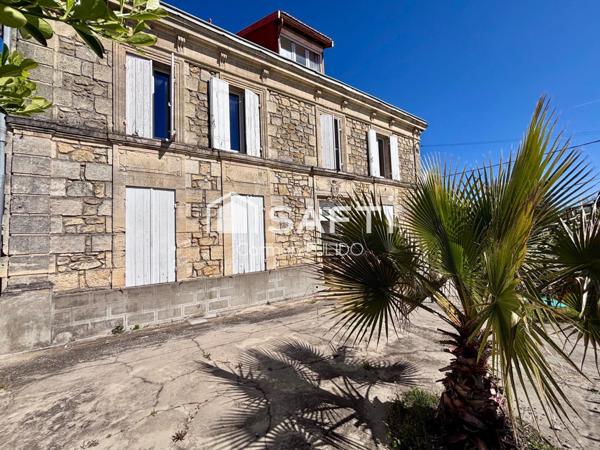 Investissement locatif : 3 appartements de type : T4 en rez de chaussé, et 2x T3 à l'étage.