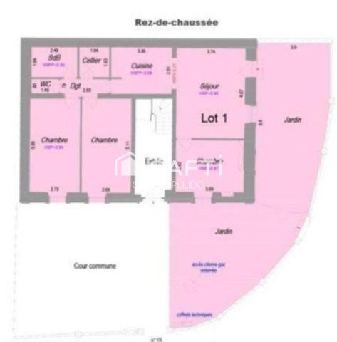 Investissement locatif : 3 appartements de type : T4 en rez de chaussé, et 2x T3 à l'étage.