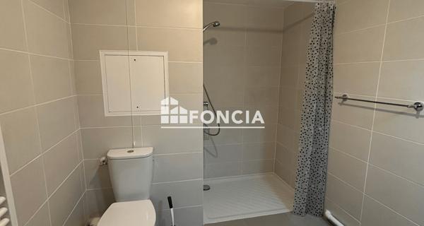 Location Studio meublé 26.4 m² - Voisins-le-bretonneux 78960