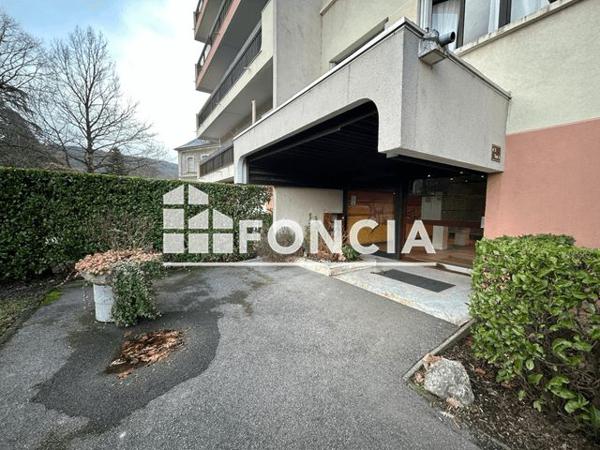 Location Appartement 3 pièces 67.4 m² - 5 RUE DE LA LIBERTE Echirolles 38130