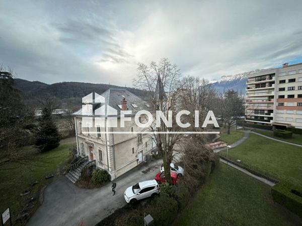 Location Appartement 3 pièces 67.4 m² - 5 RUE DE LA LIBERTE Echirolles 38130