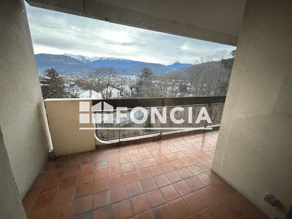 Location Appartement 3 pièces 67.4 m² - 5 RUE DE LA LIBERTE Echirolles 38130