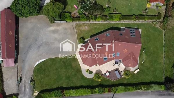 Safti-Benjamin Marcouiller vous propose : Pavillon 9 pièces.
