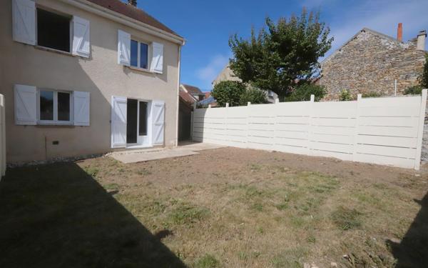 Maison à vendre    4 pièces • 111,88 m2 Ecquevilly