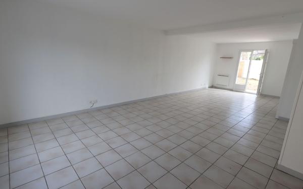Maison à vendre    4 pièces • 111,88 m2 Ecquevilly