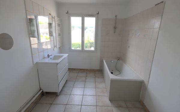 Maison à vendre    4 pièces • 111,88 m2 Ecquevilly