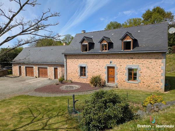 Superbe maison de campagne en pierre en Bais et Evron