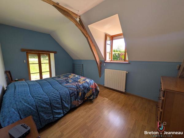 Superbe maison de campagne en pierre en Bais et Evron