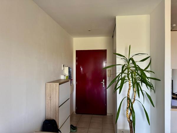 Bel Appartement en Résidence de Haut Standing en Ville au Calme