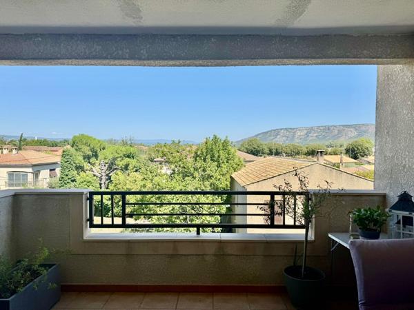 Bel Appartement en Résidence de Haut Standing en Ville au Calme