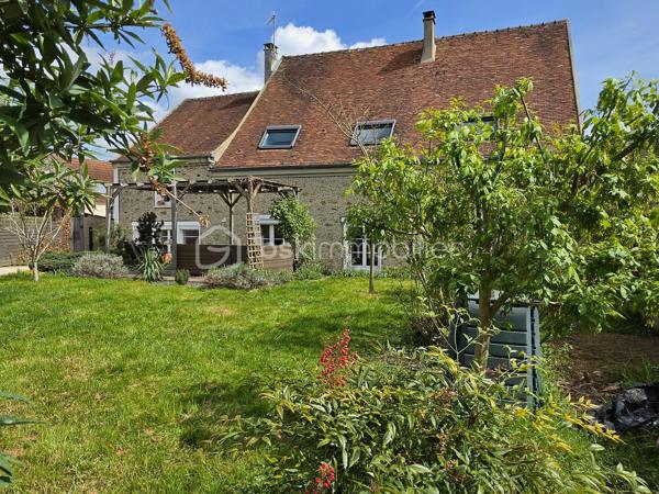 Maison de 240 m²