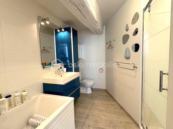 Maison de 240 m²