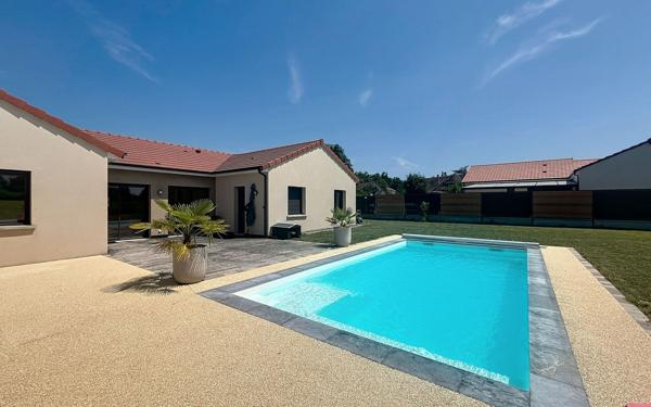 Maison à vendre    5 pièces • 127 m2 Vendat