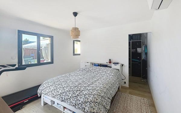 Maison à vendre    5 pièces • 127 m2 Vendat