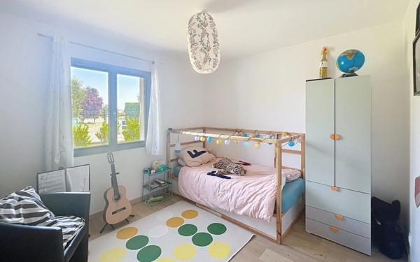 Maison à vendre    5 pièces • 127 m2 Vendat