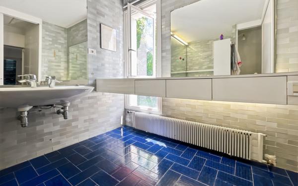 Maison à vendre    7 pièces • 280 m2 Loriol-sur-Drôme