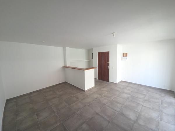 Appartement 2 pièces de 47 m² avec terrasse vue mer à Pointe-à-Pitre