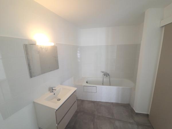 Appartement 2 pièces de 47 m² avec terrasse vue mer à Pointe-à-Pitre