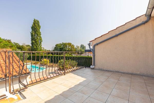 Maison 262 400 € Tonnay-Charente 5 p 130 m² DPE D