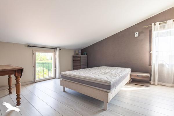 Maison 262 400 € Tonnay-Charente 5 p 130 m² DPE D