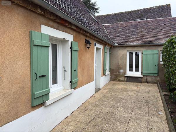 Maison à louer à La Chapelle-du-Noyer dans l'Eure-et-Loir (28200), ref : JR/975