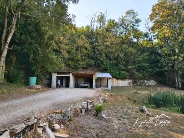 Artisans-Entrepreneurs : terrain avec garage et espaces professionnels