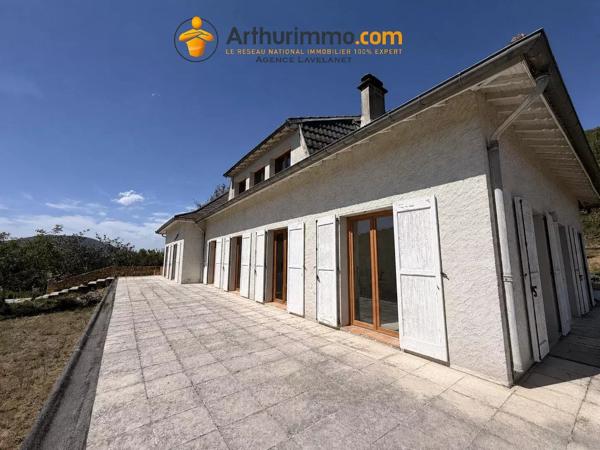 Vente                                                      Maison
                        
                     13 pièces                      400 m2                     à Saint-Jean-d'Aigues-Vives