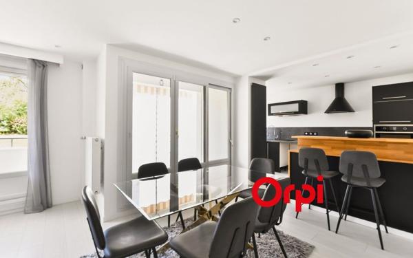 Appartement à vendre    4 pièces • 82,78 m2 Oullins