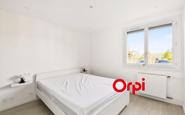Appartement à vendre    4 pièces • 82,78 m2 Oullins