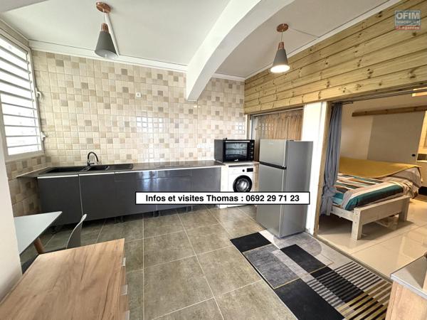 A louer grand T2 meublé au niveau du collège du Bassin Bleu Sainte-Anne