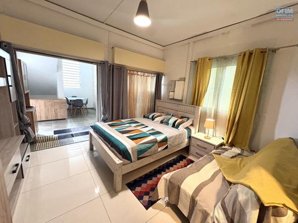 A louer grand T2 meublé au niveau du collège du Bassin Bleu Sainte-Anne