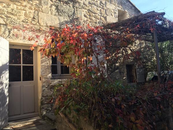 Les Angles (30133) Les Angles, Gard, Au coeur du vieux village, maison de charme avec terrasse, cave, cellier, garage