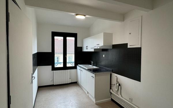 Appartement à louer    3 pièces • 57 m2 Bar-le-Duc