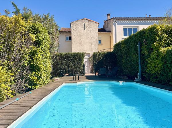 Maison Carcassonne avec jardin et piscine