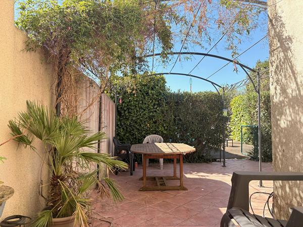 Maison Carcassonne avec jardin et piscine