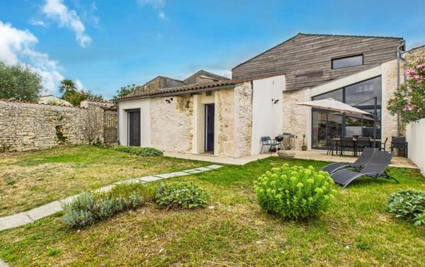 Maison en pierre rénovée 145 m² - 4 chambres