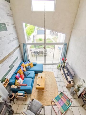 Maison en pierre rénovée 145 m² - 4 chambres