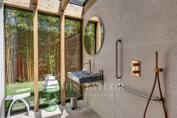 Maison de Maître, 10 pièces, 8 chambres avec jardin et piscine