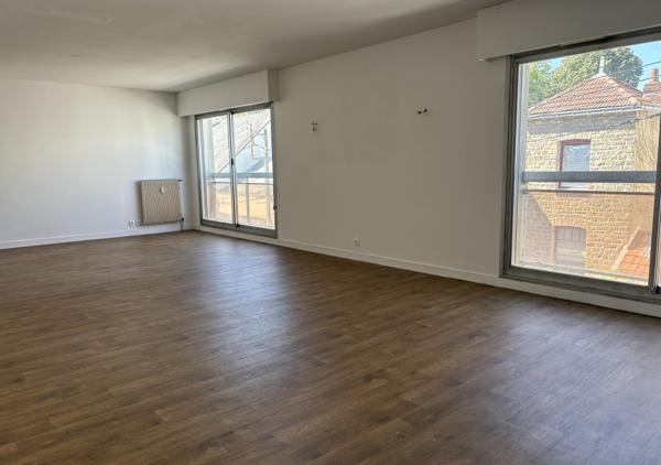 Appartement de 105 m² avec garage dans une résidence de standing
