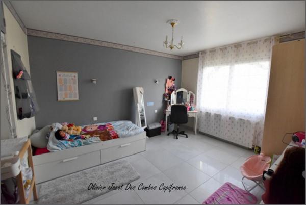 Maison à vendre 5 pièces NOMMAY (25)